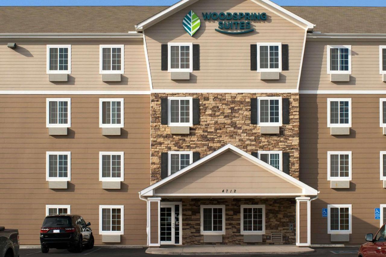 Woodspring Suites Мидланд Екстериор снимка